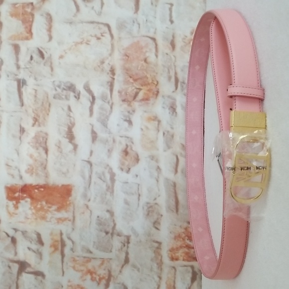 New MCM Mode Travia Visetos Reversible Belt - Picture 2 of 9